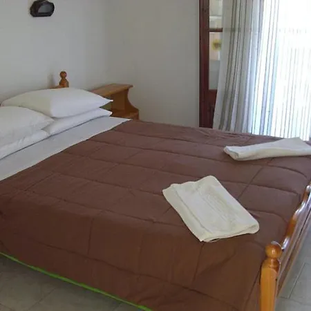 Anatoli Apartment *